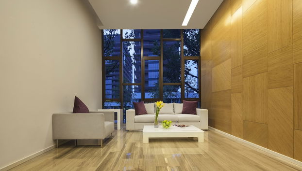 Check-in/check-out kiosk