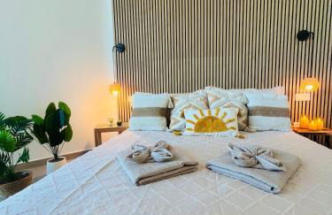 Amber Skies Seafront Retreat - Photo 21