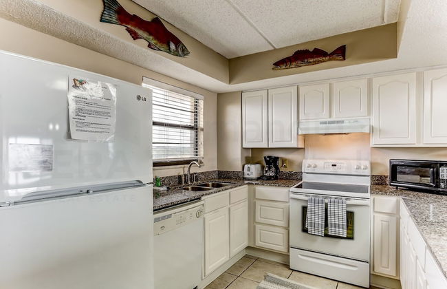 Comfy Upper Unit Condo to Enjoy the Beach or the Fishing by RedAwning - Foto 9