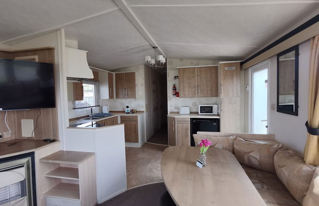 Snowdonia Holiday Sea Beach and Mountains View - Photo 13