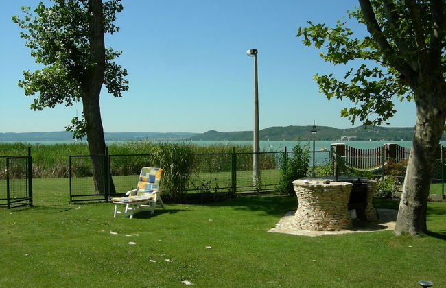 Sunshine Beach House directly at the lake - Foto 27