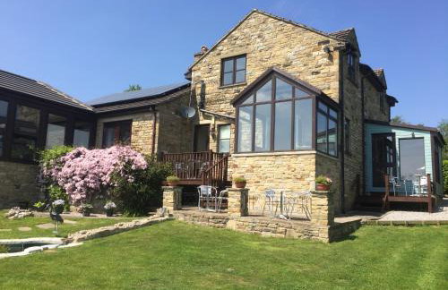 Oaklodge House - Photo 59