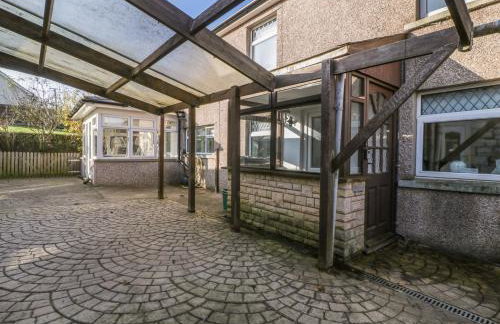 Rose Cottage - Photo 3