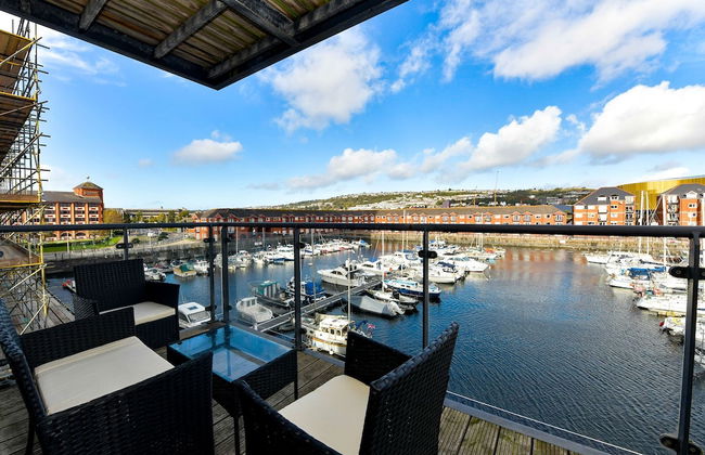 Just Stay Wales - Meridian Wharf - Photo 1