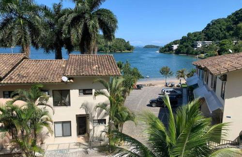 Casa 3 qtos beira mar praia exclusiva e piscina - Foto 1