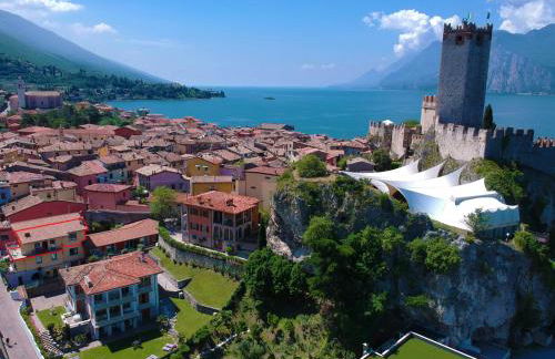 La Madrugada - Foto 13