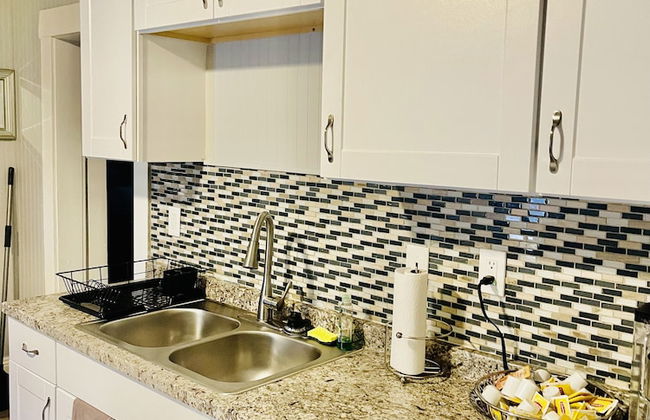 Newly Renovated 2 floor Getaway - Foto 16