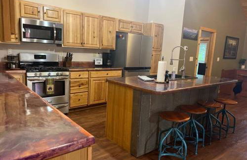 Nantahala Nook, cabin w/hot tub,game room, & wifi - Foto 47