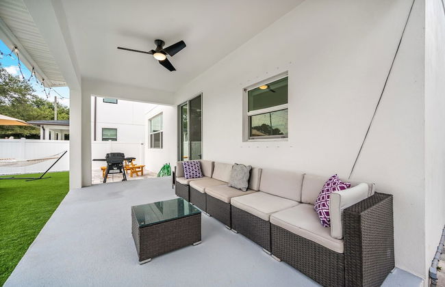 Luxury Home w Heated Pool, Gym, Playground & More! - Foto 72