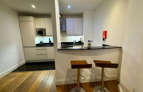 Spacious Vauxhall Apartments for big groups - Foto 26
