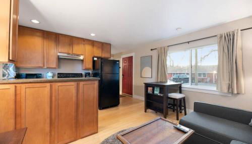 One For the Road at L Rancho Court - Foto 2