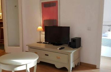 Filmoteca Sarria 1- wifi quiet bright comfi - Photo 18