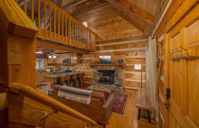 Hidden Hideaway 2 Bedroom Cabin by RedAwning - Foto 1