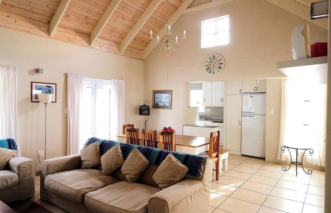 The Pelican - Stunning 3-bedroom Holiday Home in Langebaan - Foto 6