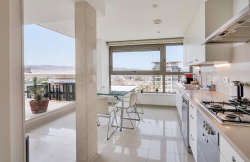 Penthouse Duplex with Epic Views - Foto 3