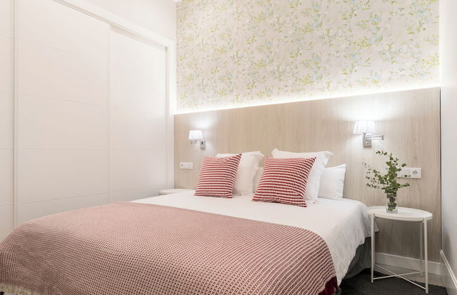 Feelathome San Marcos Apartments - Photo 8