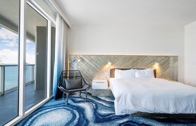 W Residences 2 Bedroom Suite 2 Condo by RedAwning - Photo 2