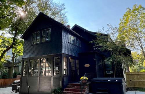 Historic Bulldog Bungalow - Foto 9