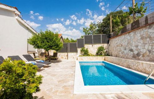 2 Bedroom Stunning Home In Desne - Foto 12