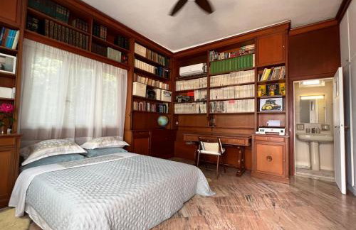 Sea front house & garden, Oropos - Foto 34