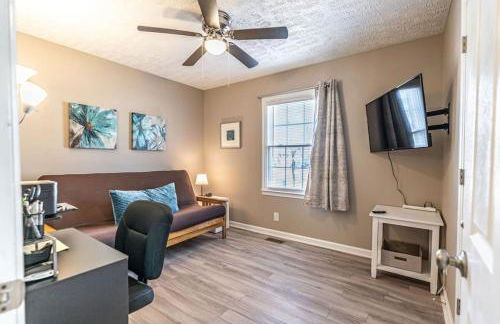 Fayetteville Home Away from Home, Pet Friendly - Foto 12