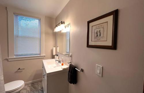 Comfortable and Tranquil -1st Fl - Photo 18