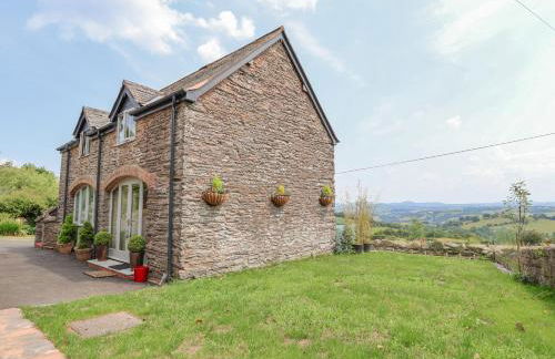 Coach House - Photo 3