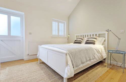 Little Maplewood, Tangmere - Foto 13