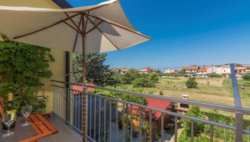 Apartment Nensi - Foto 2, Garden