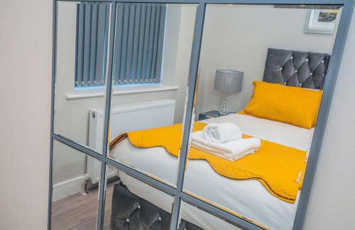 Langston House: 2 Bed, 2 Bath Luxury Apartment - Foto 16