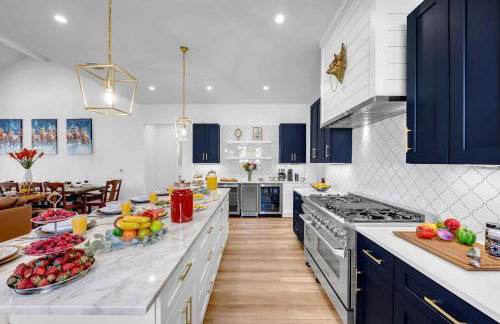 The Woodland Escape with Concierge Services - New Listing - Foto 13