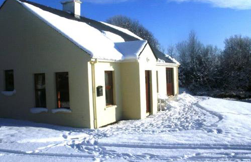 Beautiful Lakeside Holiday Home (6 Portinode Cottages) - Foto 21