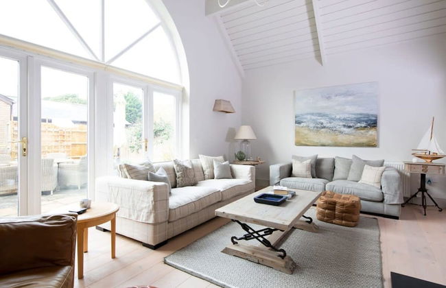 Superior House for 6 Near Beach w Parking Garden - Foto 48