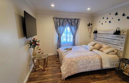 Adorable modern guesthouse with full kitchen - Foto 12