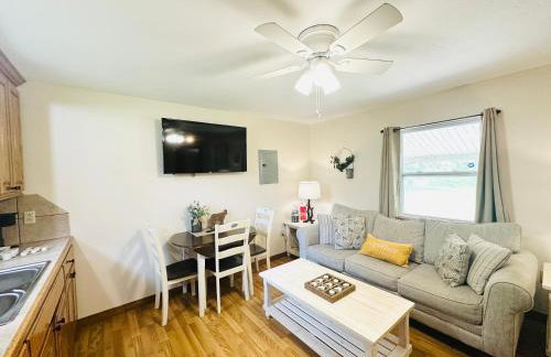 Milk Hand House.. Peaceful 1 bedroom cabin - Foto 21