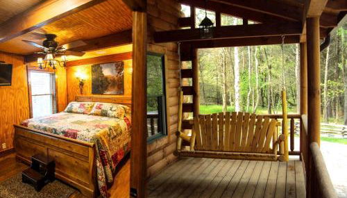 Charming Log Cabin Rental for a Group Getaway in Shenandoah, Virginia - Photo 2