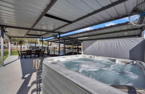 The Woodland Escape with Concierge Services - New Listing - Foto 39