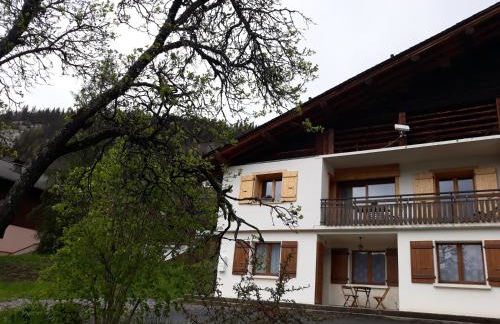 Les Granges 2 chambres et terrasse au soleil - Foto 2