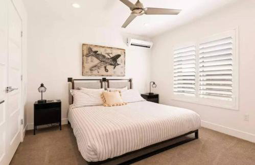 Spacious 5BR Resort Waterpark Access Sleeps 16 - Foto 31