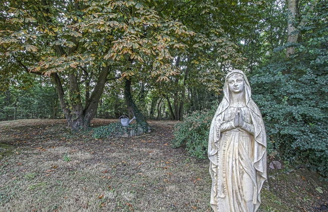 Spacious Holiday Home With Garden - Foto 29