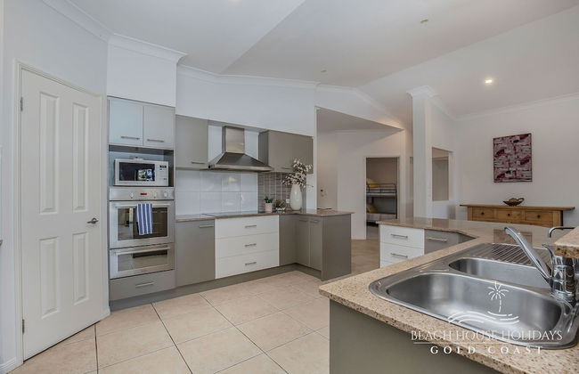 Maureen Waterfront Beach House - Foto 8