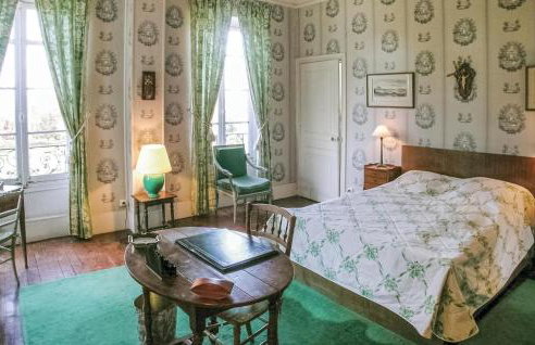 10 Bedroom Cozy Home In Allonne - Foto 5