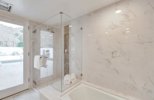 55 and Indian Wells Retreat Private Pool and Spa! - Foto 18