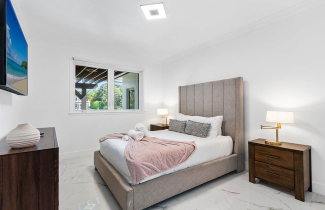 Amazing 7 BR Villa With Heated Pool Near the Beach - Foto 51