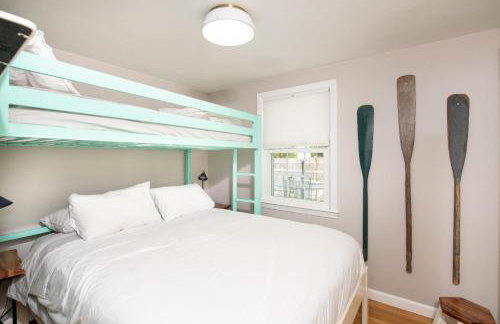 Cape Cod Cottage by Leavetown Vacations - Foto 8