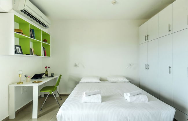 Studio apt w balcony and Kitchen - Foto 5