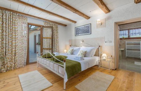 Family Villa Lipica with private pool and jacuzzi - Photo 20