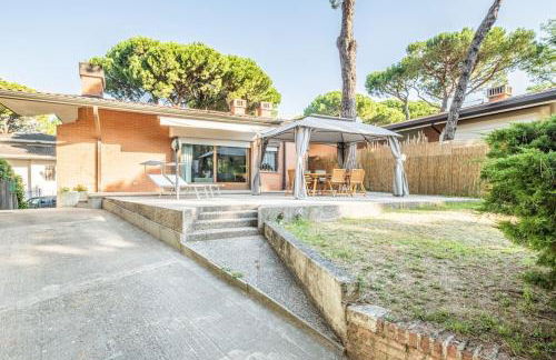 PINETA HOUSE LIGNANO [Free Parking-Beach-Garden] - Foto 2