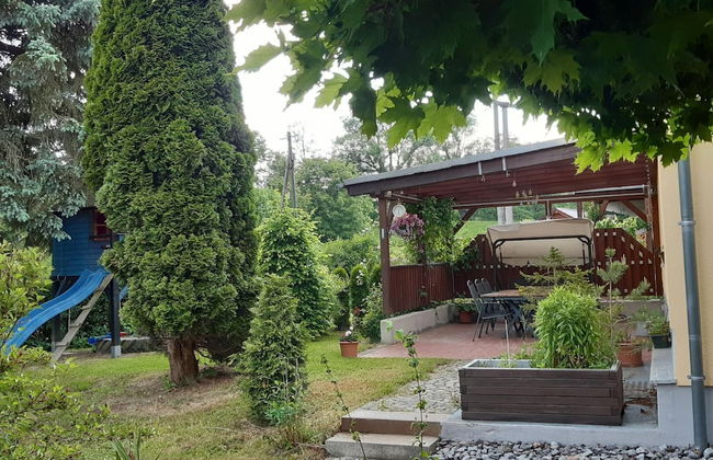 Great Holiday Home With Terrace Near Saxon - Foto 16