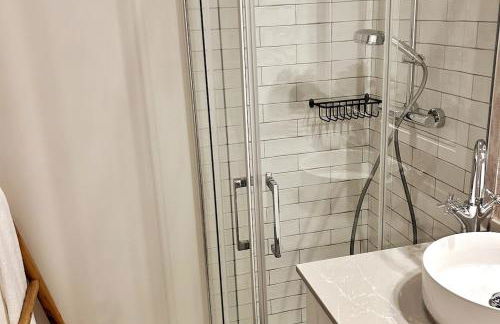 Stunning beach apartment - Photo 3